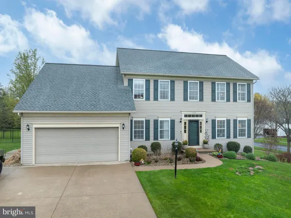 $729,900 | 1455 North Foxpointe Drive, State College, PA 16803