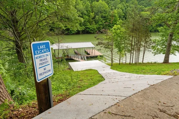 a sign that is on the side of the road