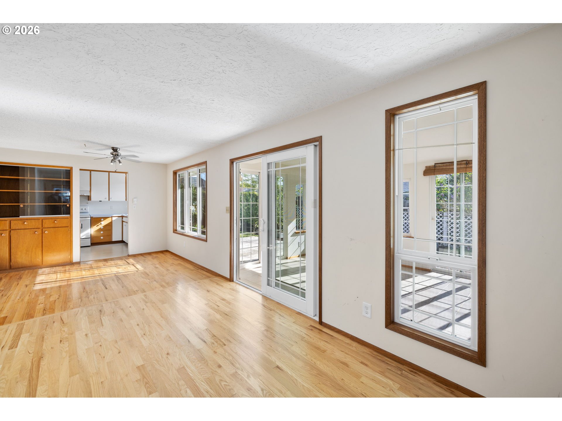 1770 Thompson Road Woodburn, OR 97071 - Photo 17 of 37
