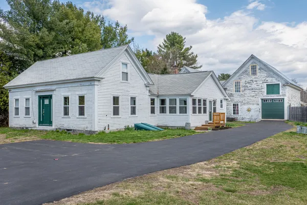 $380,000 | 1105 Pequawket Trail, Standish, ME 04085