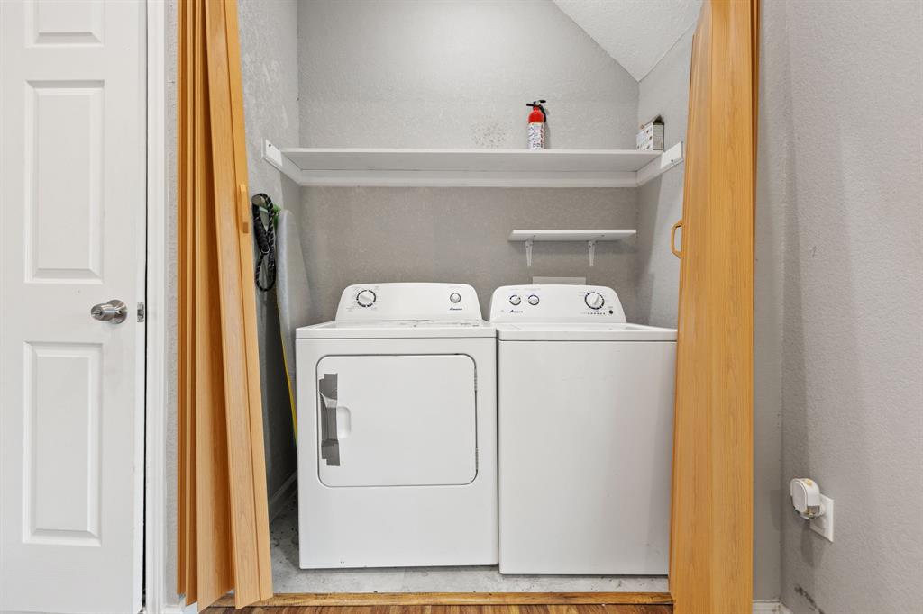 202 South Dunbar Lane Emory, TX 75440 - Photo 12 of 25 a utility room with dryer and washer