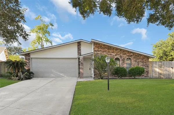 $258,000 | 15802 Ironfork Drive, Houston, TX 77053