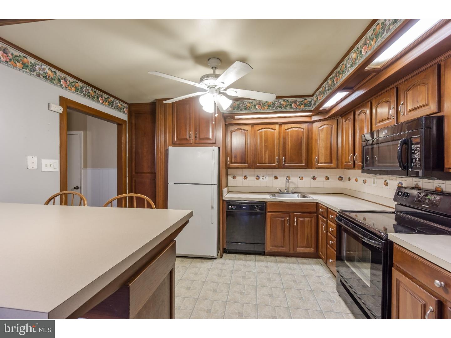 206 Andrew Road Coatesville, PA 19320 - Photo 15 of 24 Kitchen