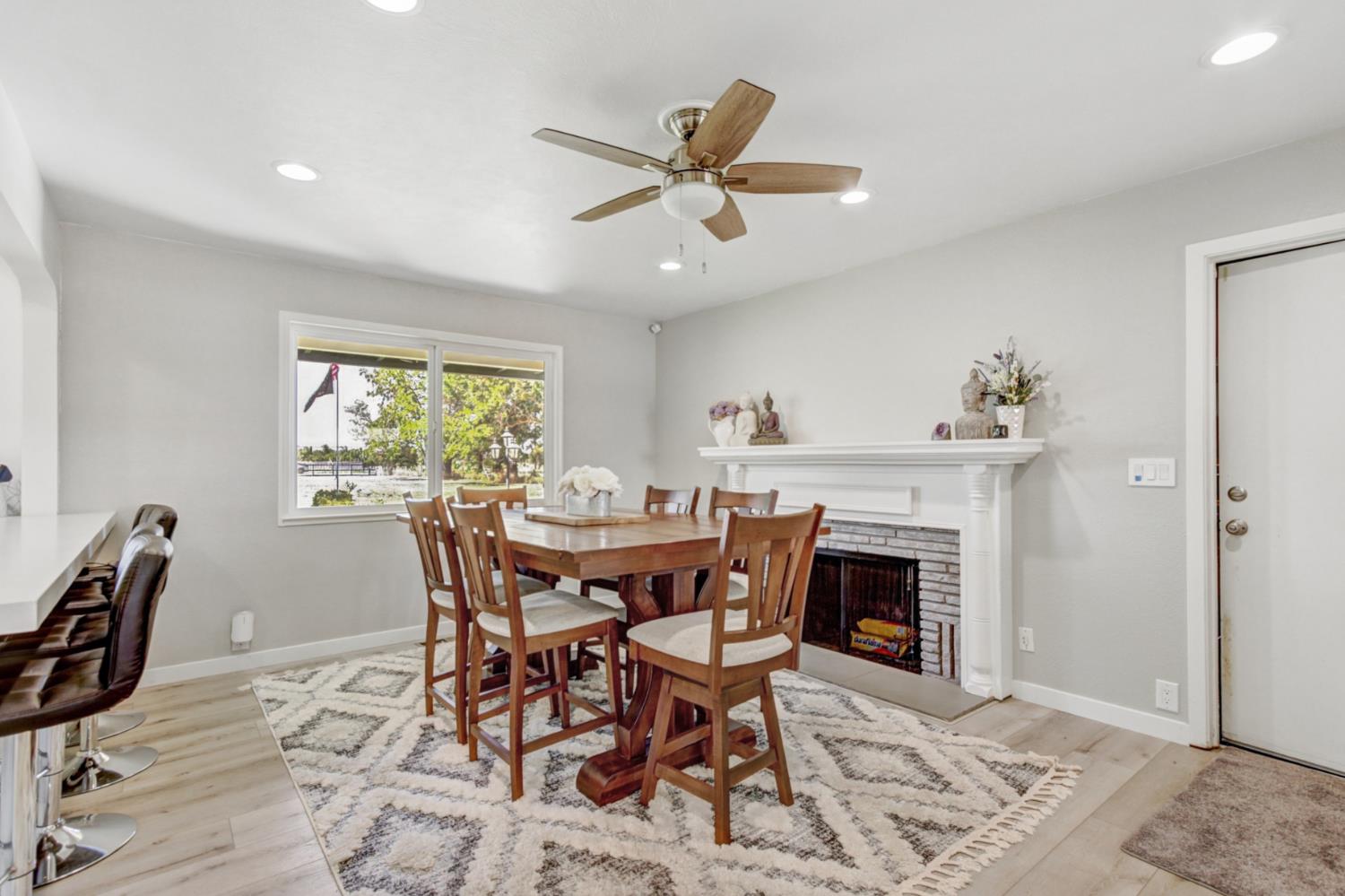 9529 Sheldon Road Elk Grove, CA 95624 - Photo 17 of 68