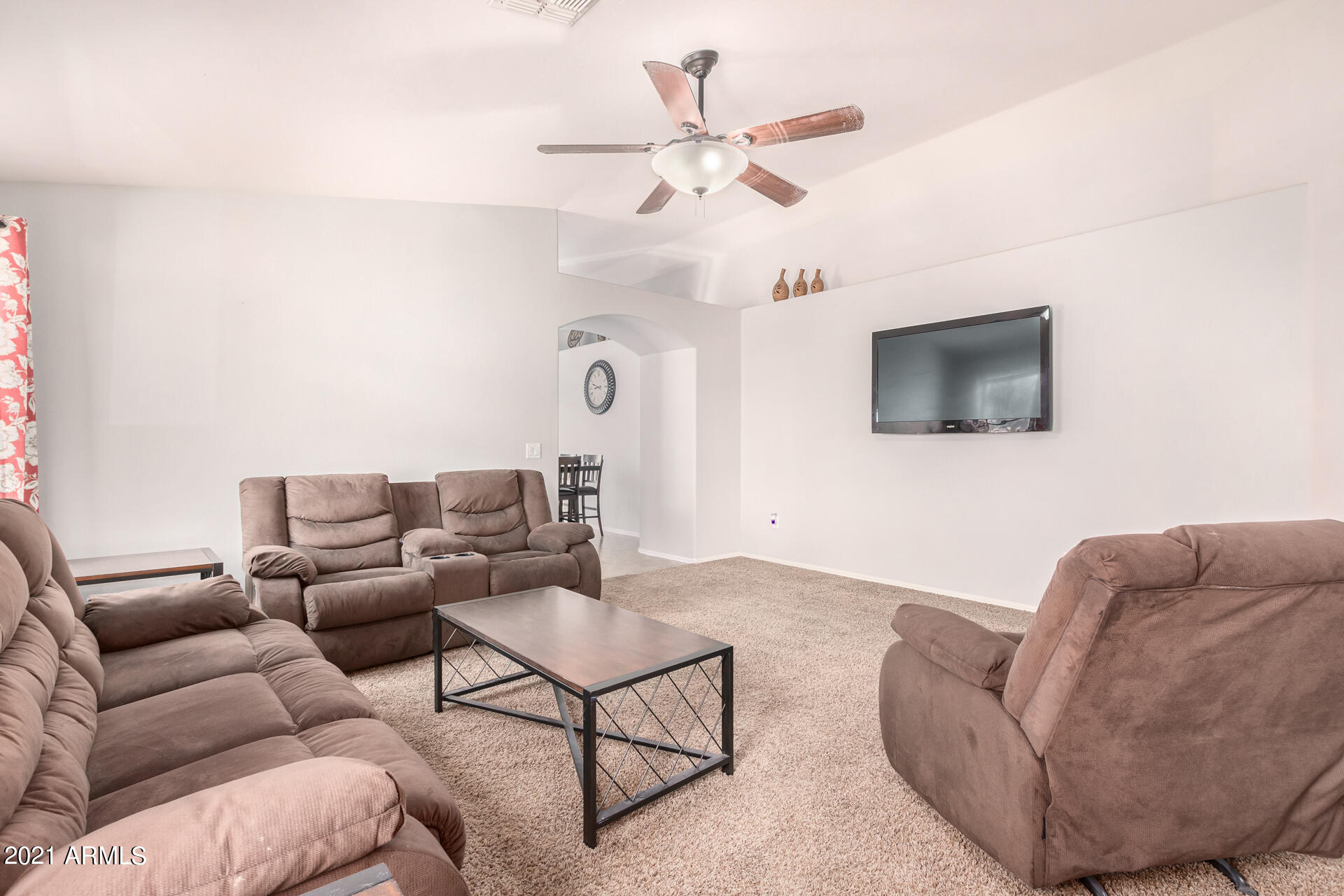 1615 West Fremont Rd. Phoenix, AZ 85041 - Photo 2 of 24 7 - Fremont