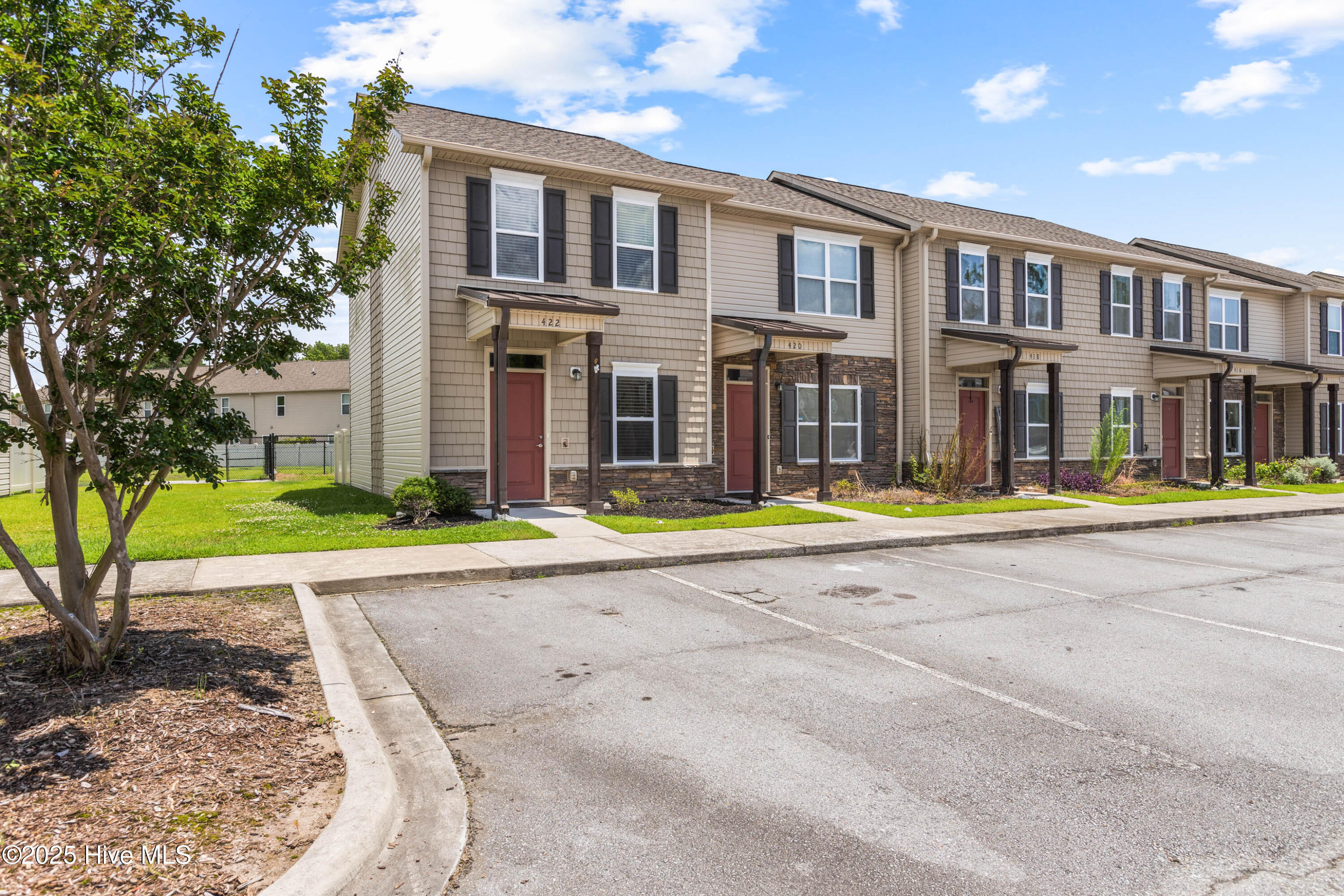 422 Sullivan Loop Road Midway Park, NC 28544 - Photo 2 of 18 02 (10)