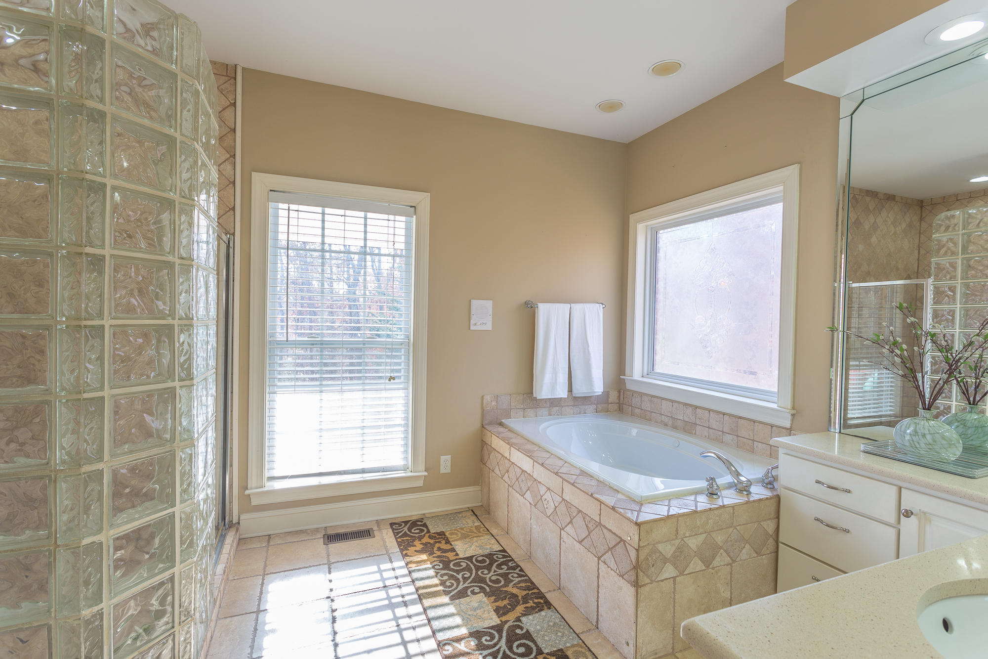 4645 Gann Store Road Hixson, TN 37343 - Photo 48 of 62 Master bath