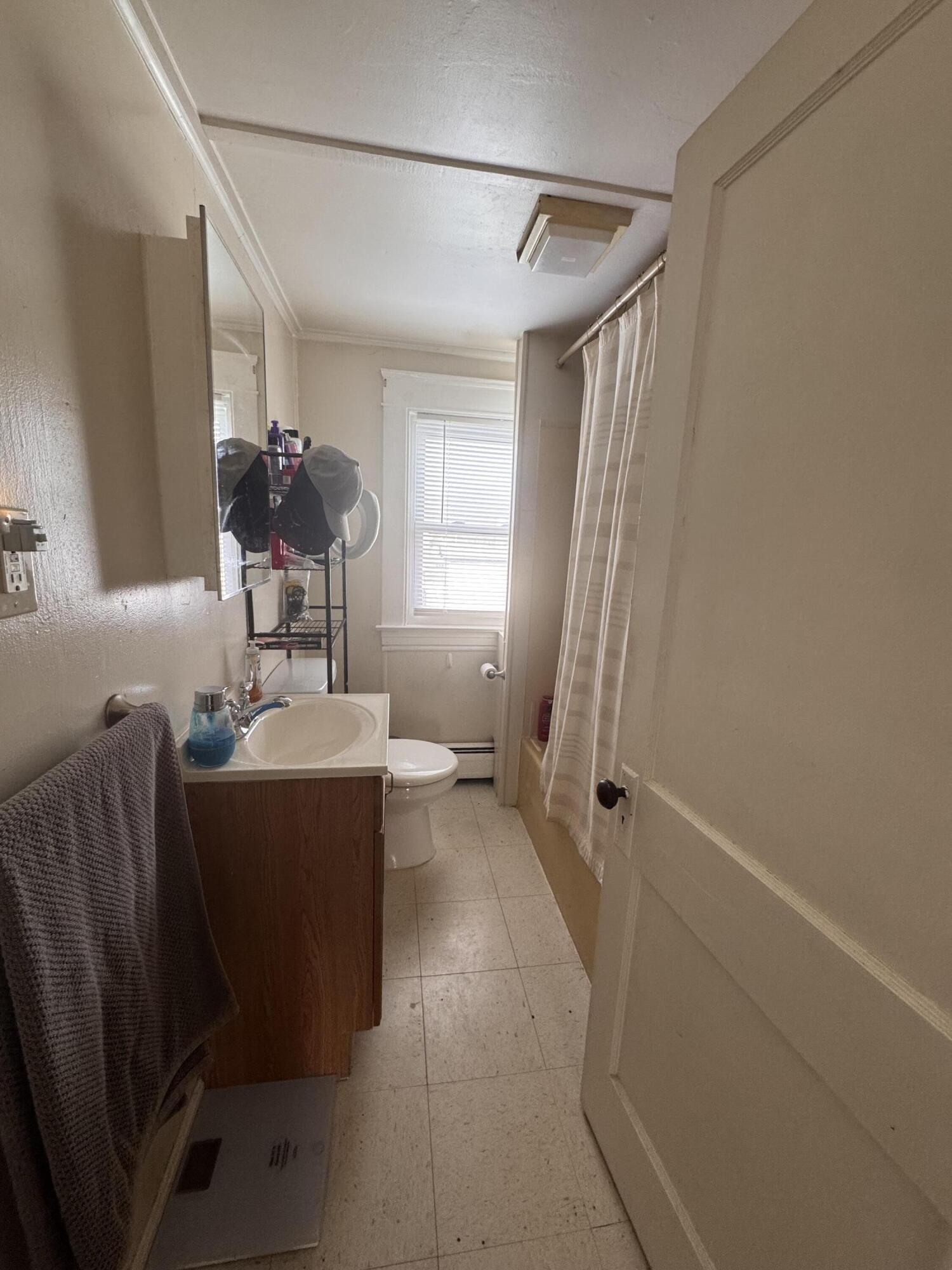 1 Kelsey Street Waterville, ME 04901 - Photo 22 of 23 3rd floor bath