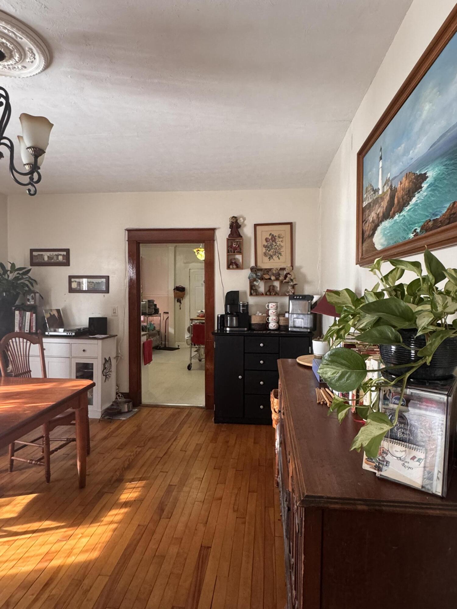 1 Kelsey Street Waterville, ME 04901 - Photo 5 of 23 1st floor dining room