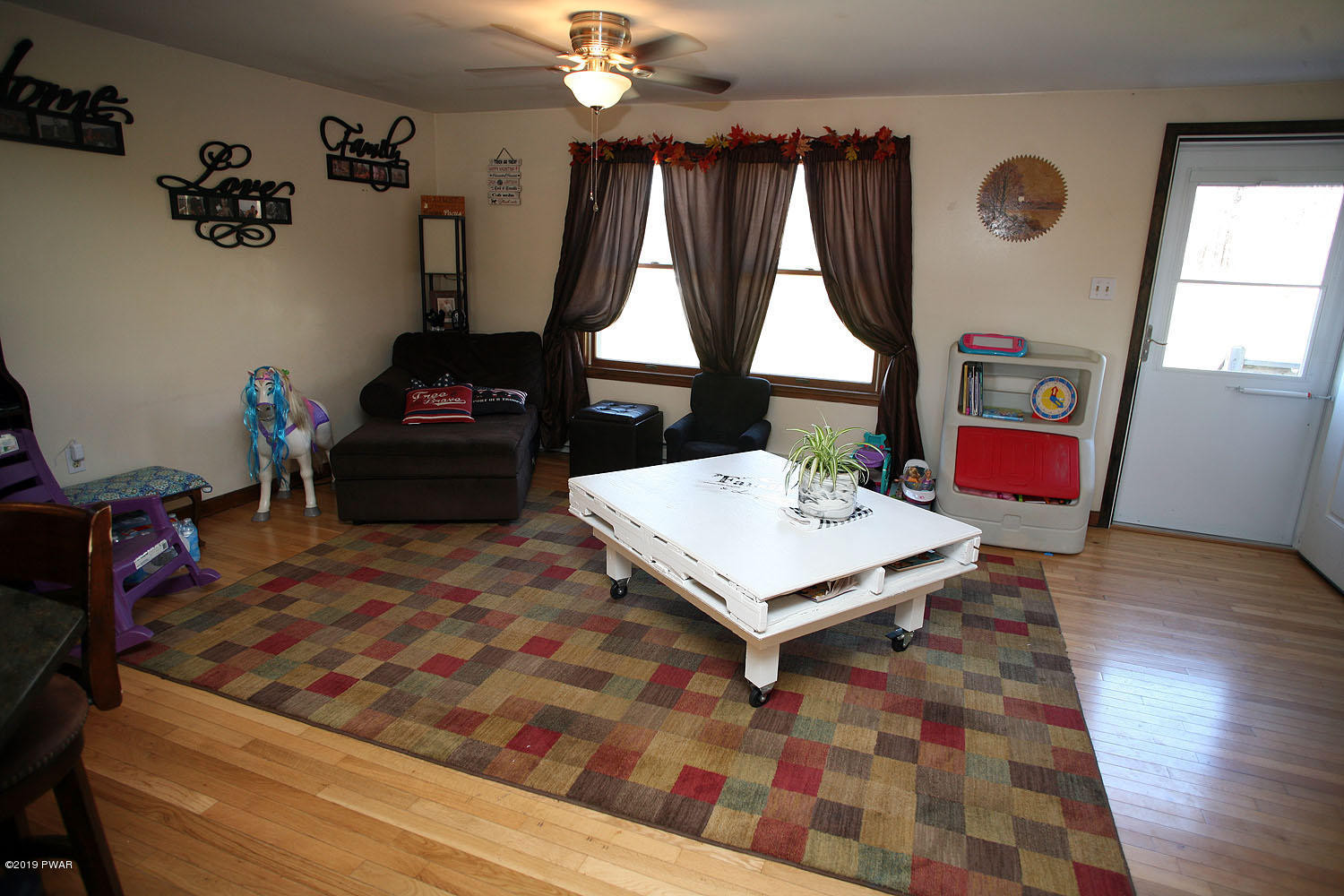 64 Adams Road Equinunk, PA 18417 - Photo 9 of 28 Living Room