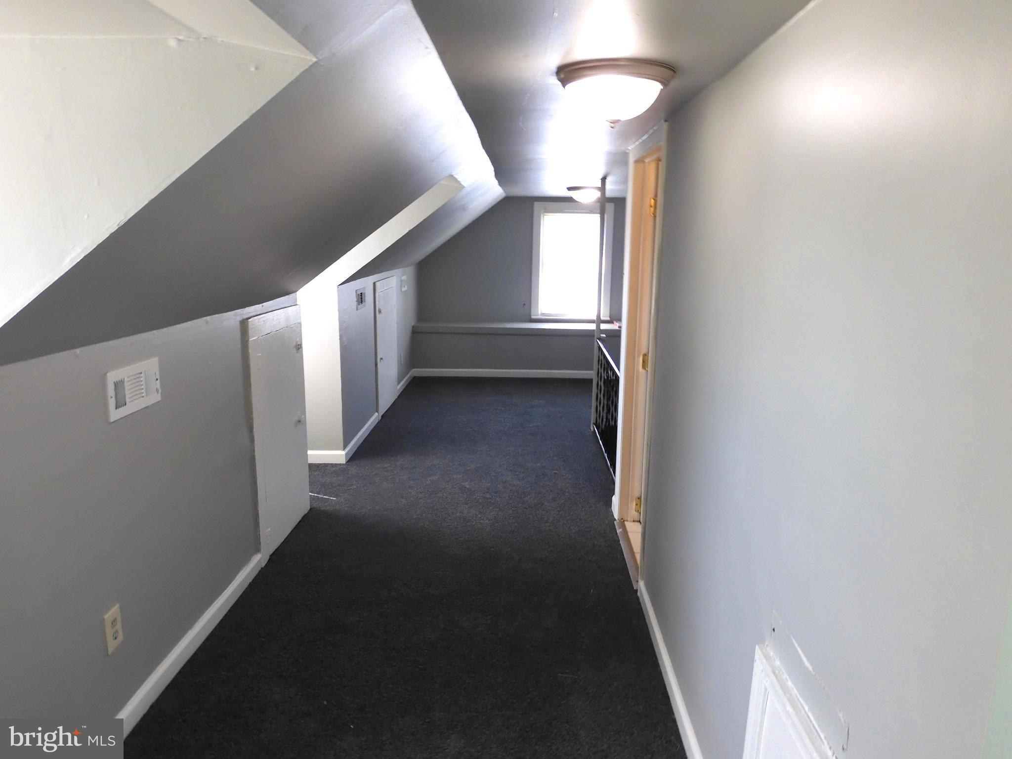 8220 Cornwall Road Baltimore, MD 21222 - Photo 11 of 17 Lots of space