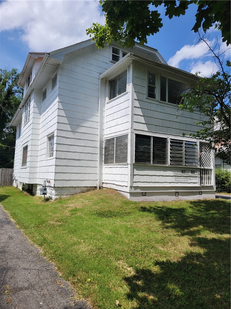 915-917 Post Avenue Rochester, NY 14619 - Photo 1 of 1 Gallery Image 1