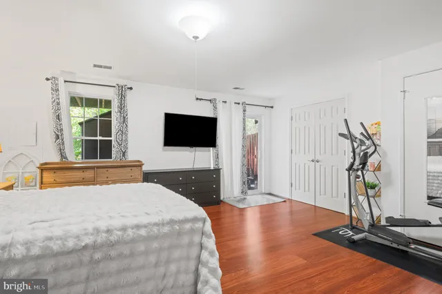 $479,900 | 13007 Climbing Ivy Drive, Germantown, MD 20874