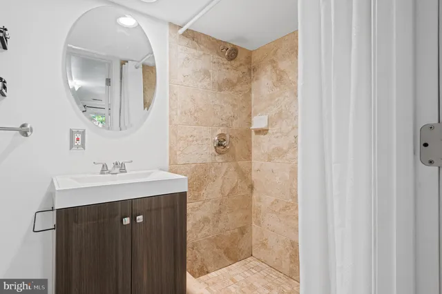 $479,900 | 13007 Climbing Ivy Drive, Germantown, MD 20874