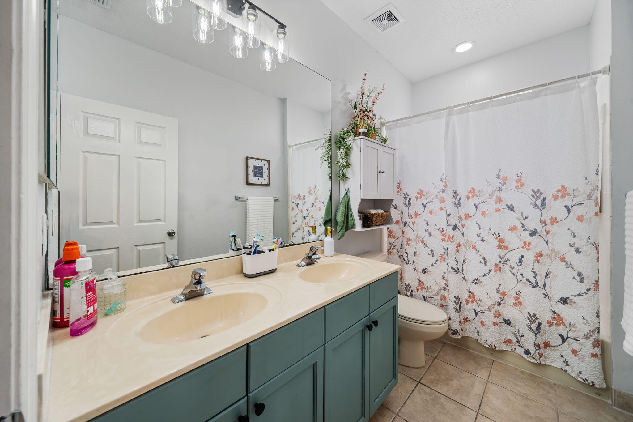 11071 Laurel Walk Road Wellington, FL 33449 - Photo 20 of 45 24-web-or-mls-DSC02362
