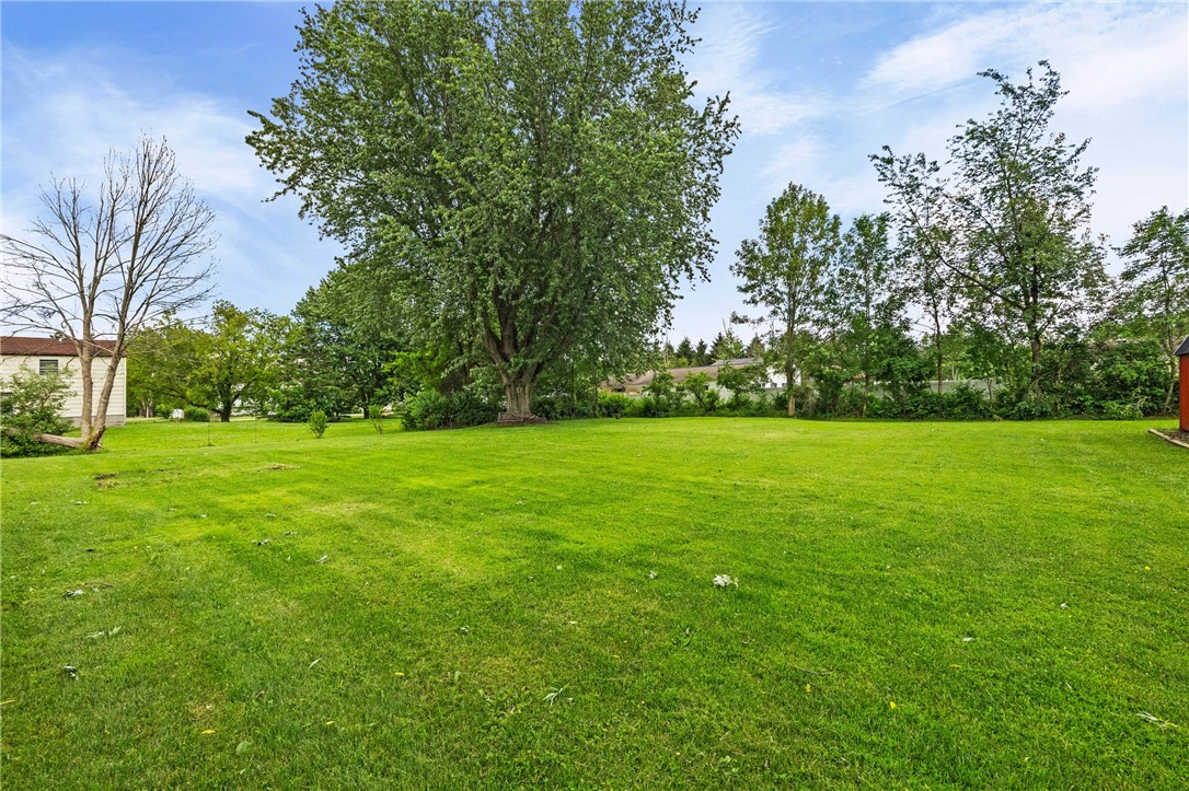 1140 Willits Road Ontario, NY 14519 - Photo 43 of 50 Large rear yard