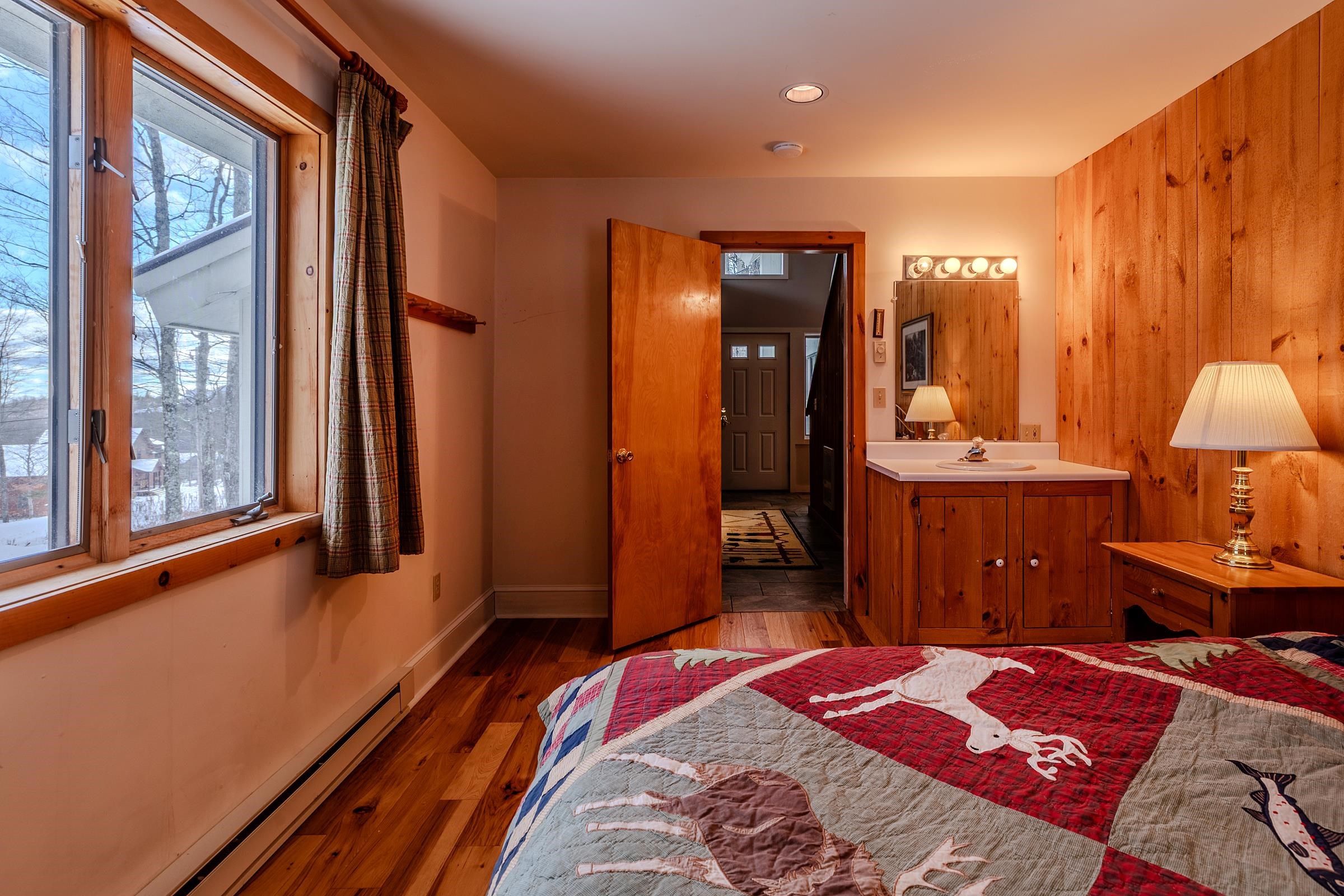 7 Roundtree Road Winhall, VT 05340 - Photo 17 of 41