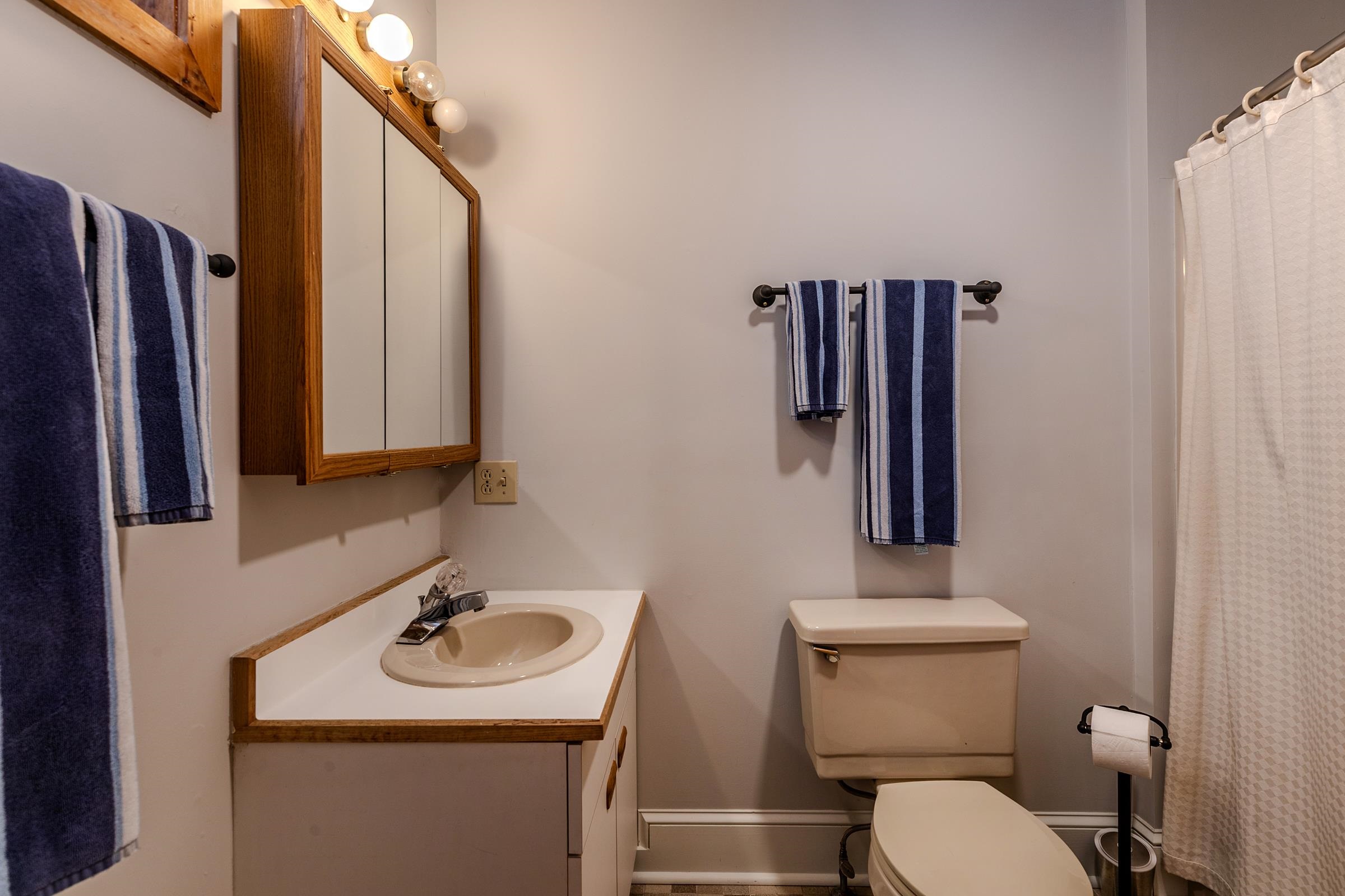 7 Roundtree Road Winhall, VT 05340 - Photo 26 of 41