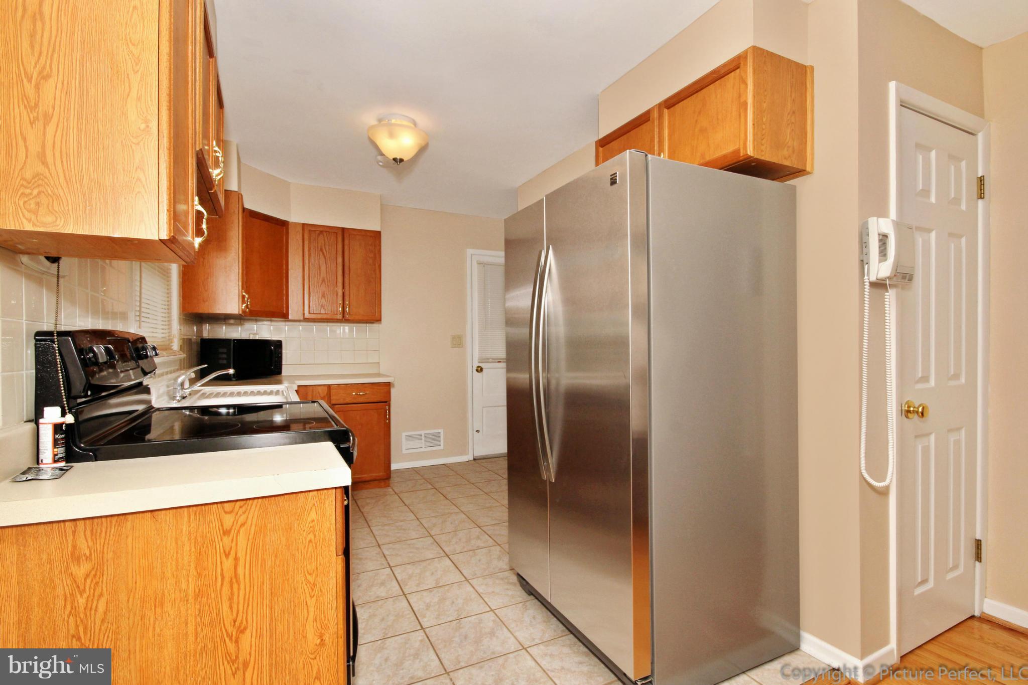 407 Delaware Road Frederick, MD 21701 - Photo 6 of 30 Kitchen