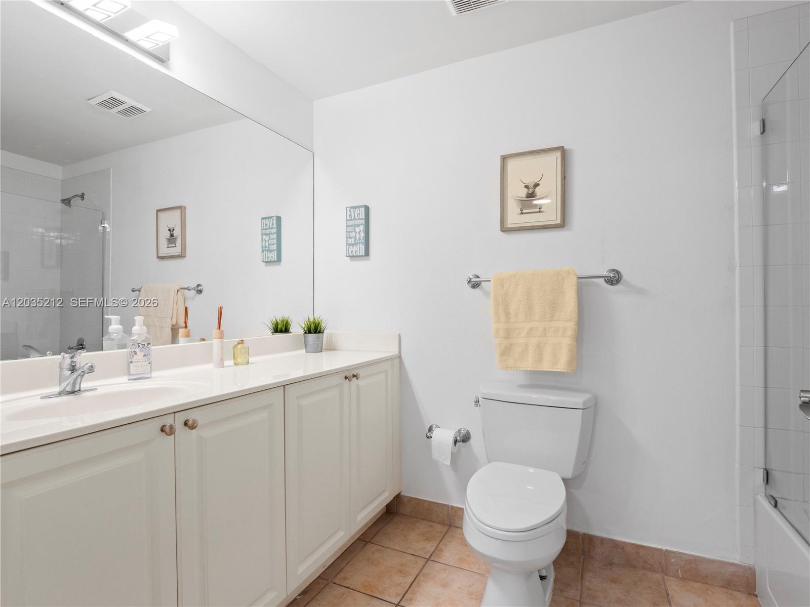 888 Douglas Road, Unit 302 Coral Gables, FL 33134 - Photo 8 of 51 SECOND BATHROOM