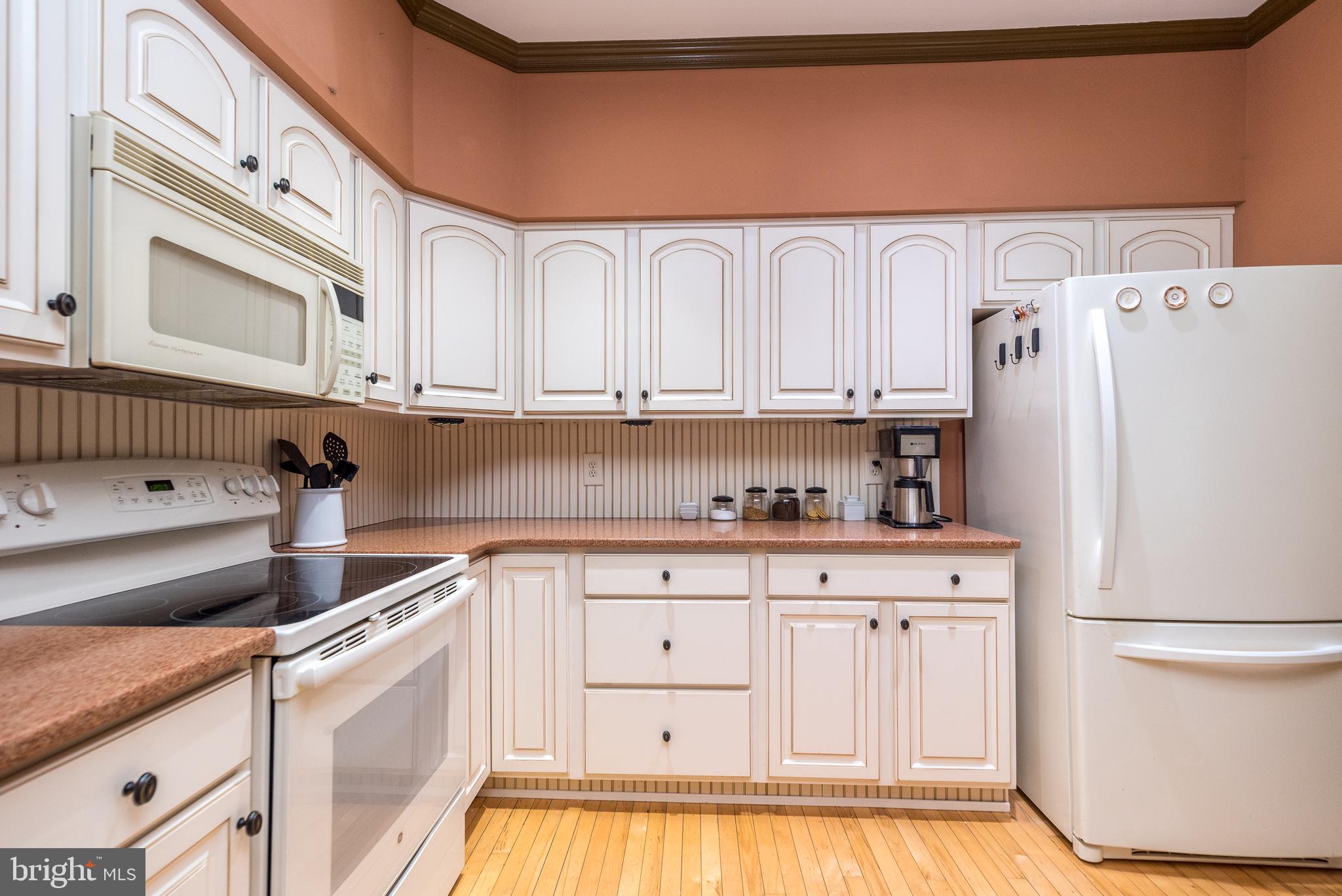54 Country Road Perkasie, PA 18944 - Photo 23 of 64 Plenty of cabinets for storage