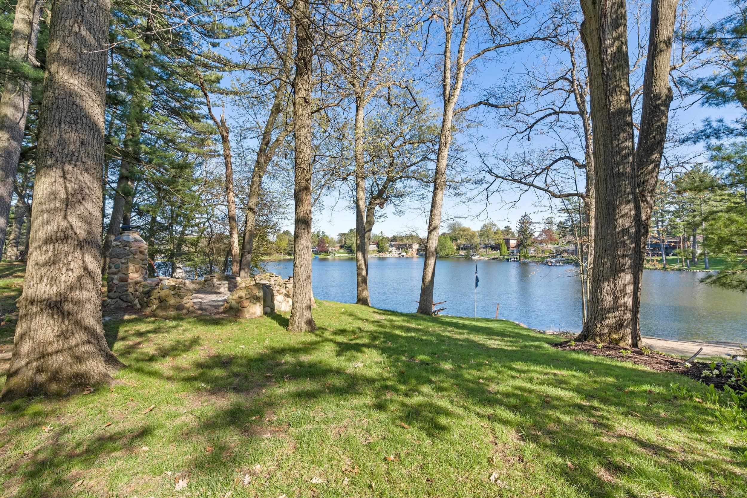 1071 Nakomis Road Lake Orion, MI 48362 - Photo 54 of 71