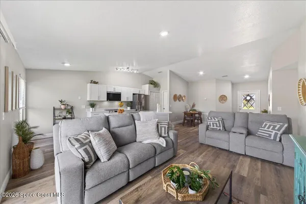 $299,000 | 1626 Glendale Avenue Northwest, Palm Bay, FL 32907