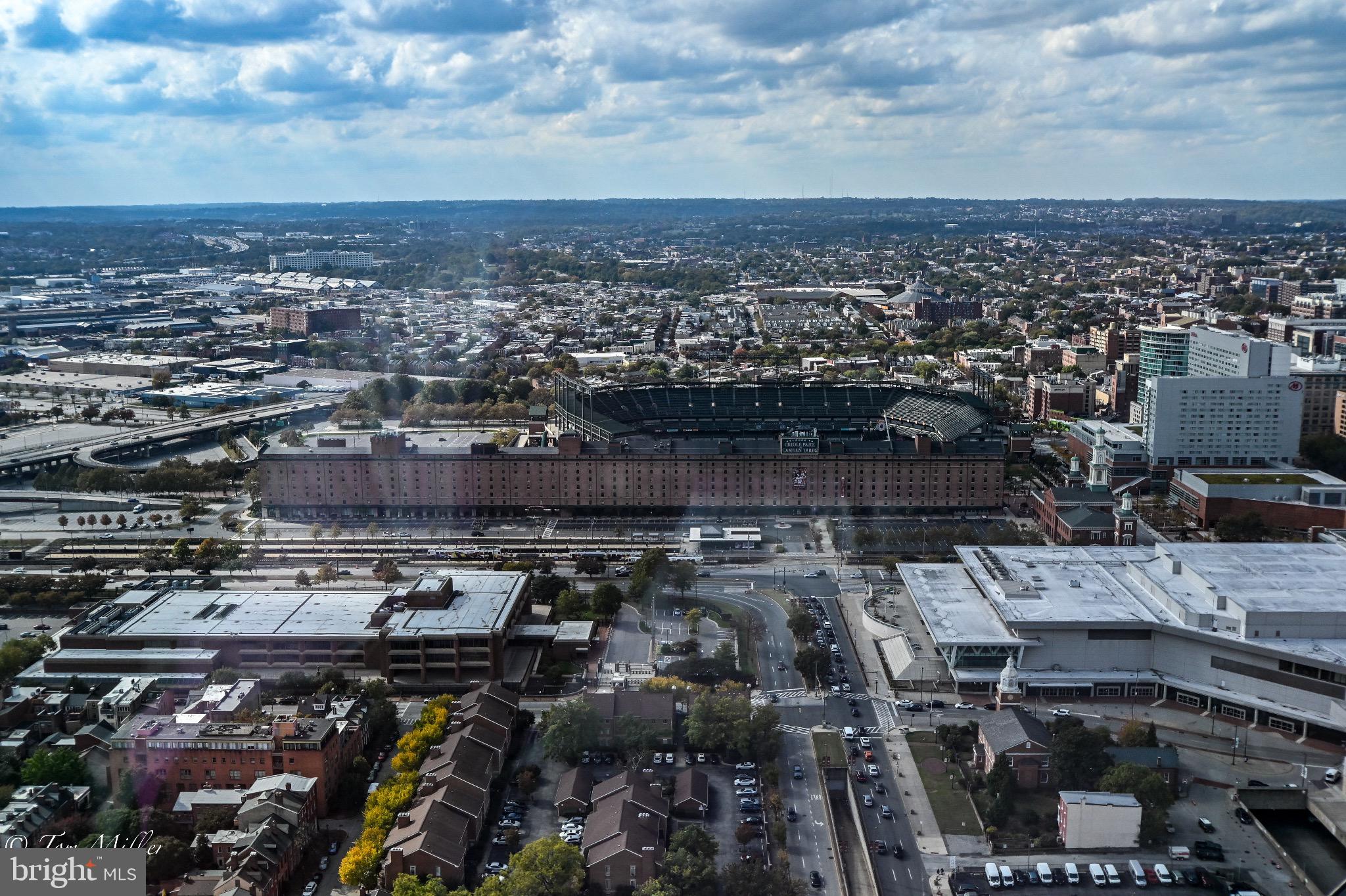 414 Light Street, Unit 4302 Baltimore, MD 21202 - Photo 33 of 42 a view of a city