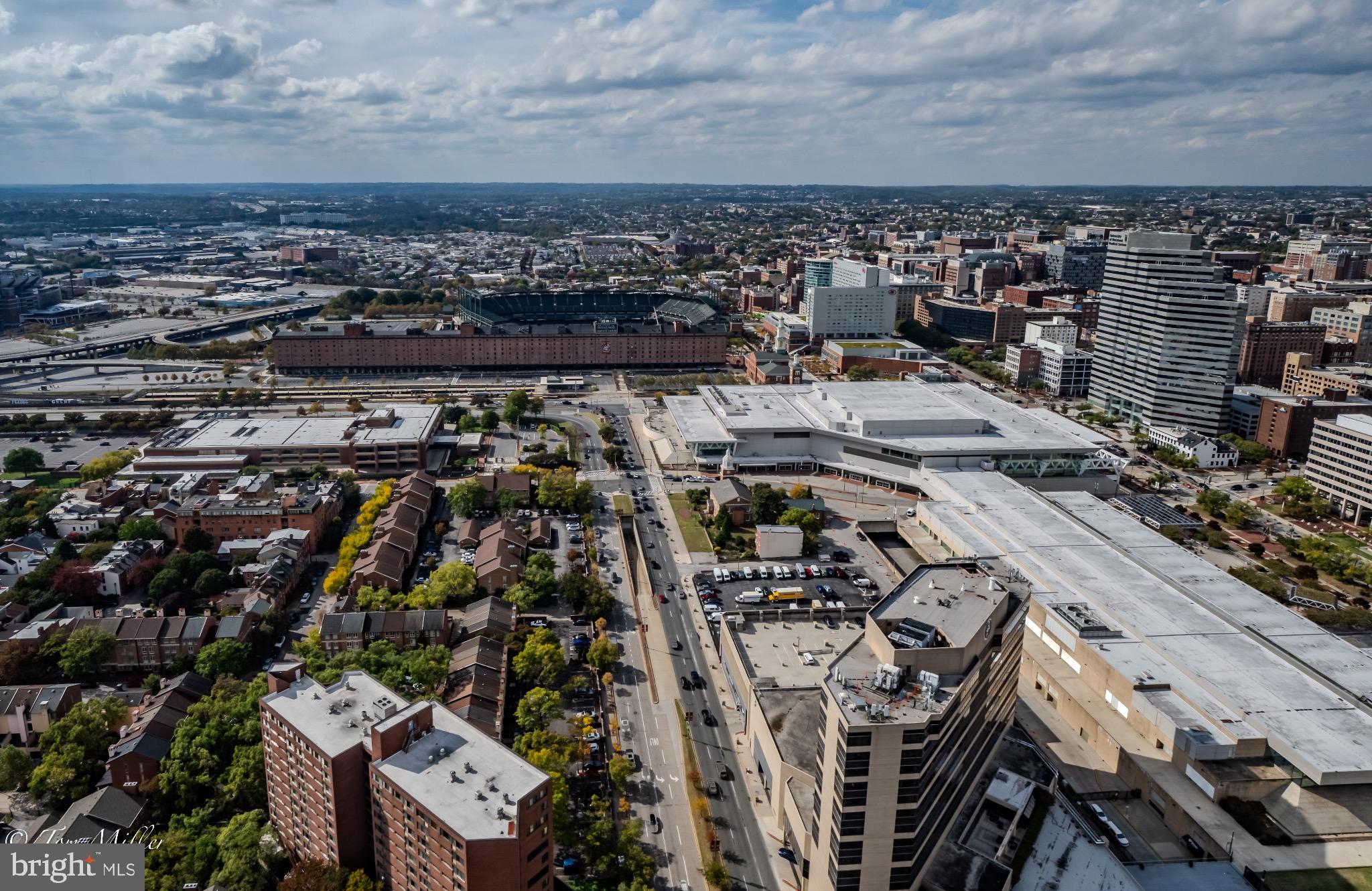 414 Light Street, Unit 4302 Baltimore, MD 21202 - Photo 41 of 42 a view of a city