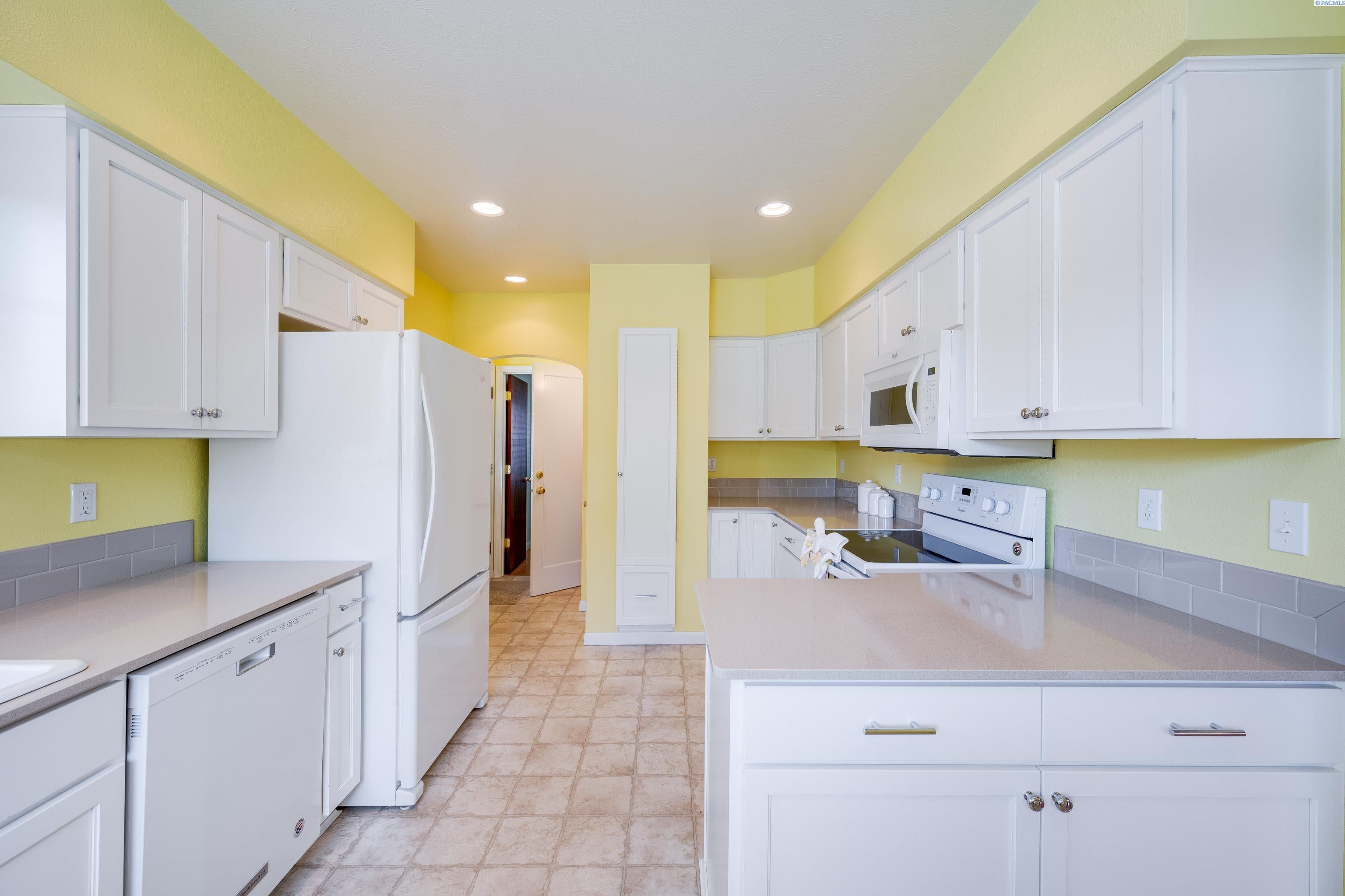 912 South Lake Street Colfax, WA 99111 - Photo 11 of 46 Gallery Image 11
