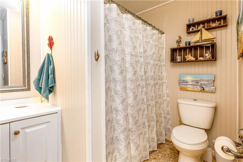 419 Cunningham Loop Road Thomasville, NC 27360 - Photo 16 of 33 Gallery Image 16