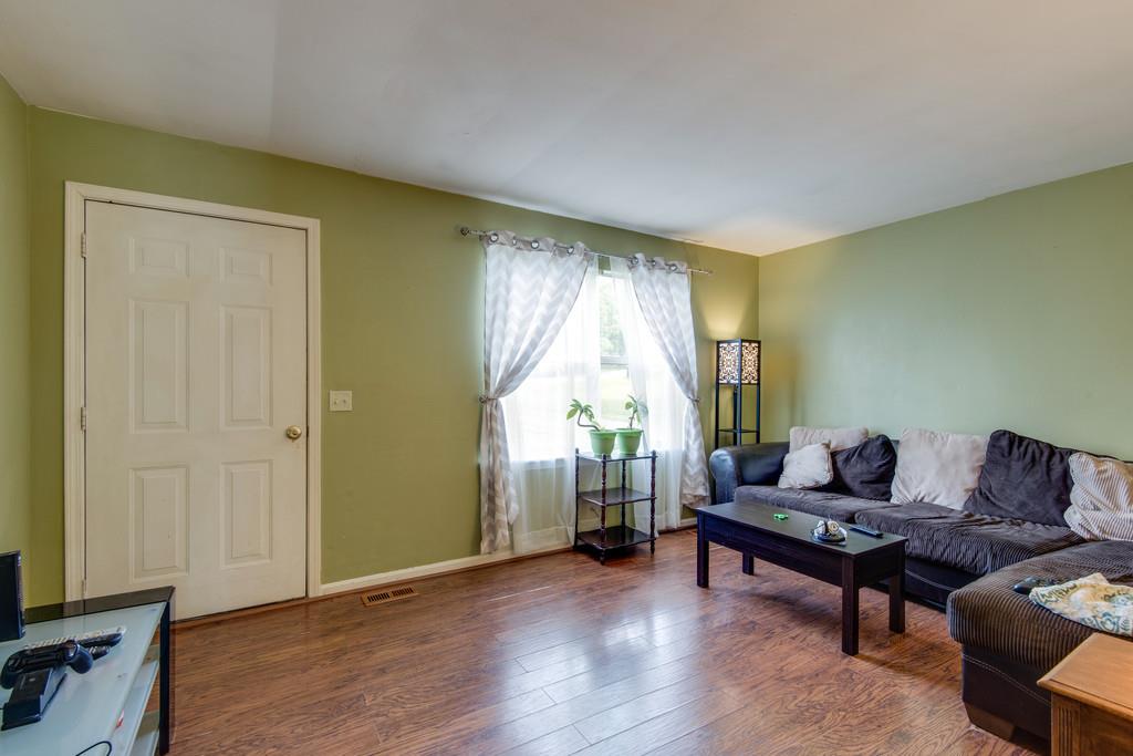 120 Mae Circle Dickson, TN 37055 - Photo 5 of 19 a living room with furniture and a window