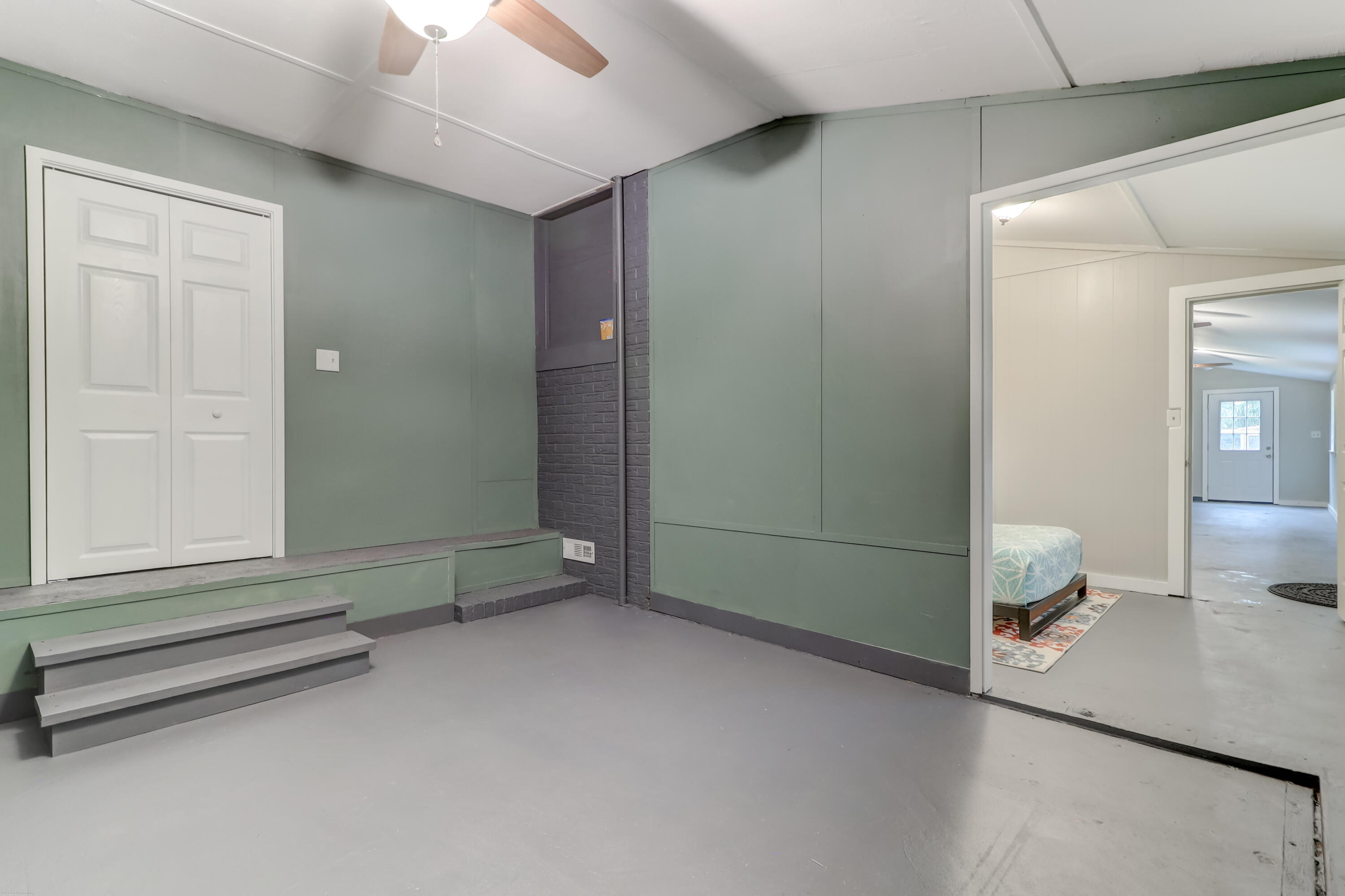 1117 Ocean View Road Charleston, SC 29412 - Photo 31 of 35 1117 Oceanview (40)