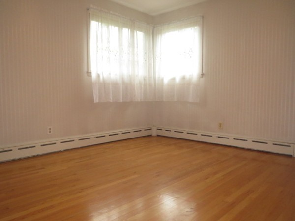 17 Barrington Road Longmeadow, MA 01106 - Photo 11 of 22 Gallery Image 11