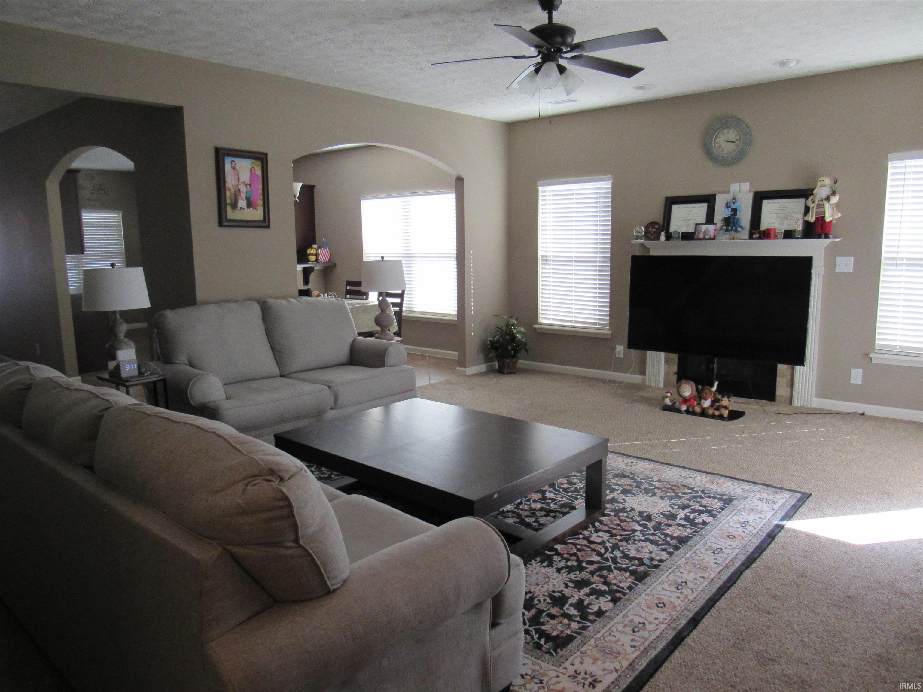 1116 Spring Hill Drive Kokomo, IN 46902 - Photo 5 of 29