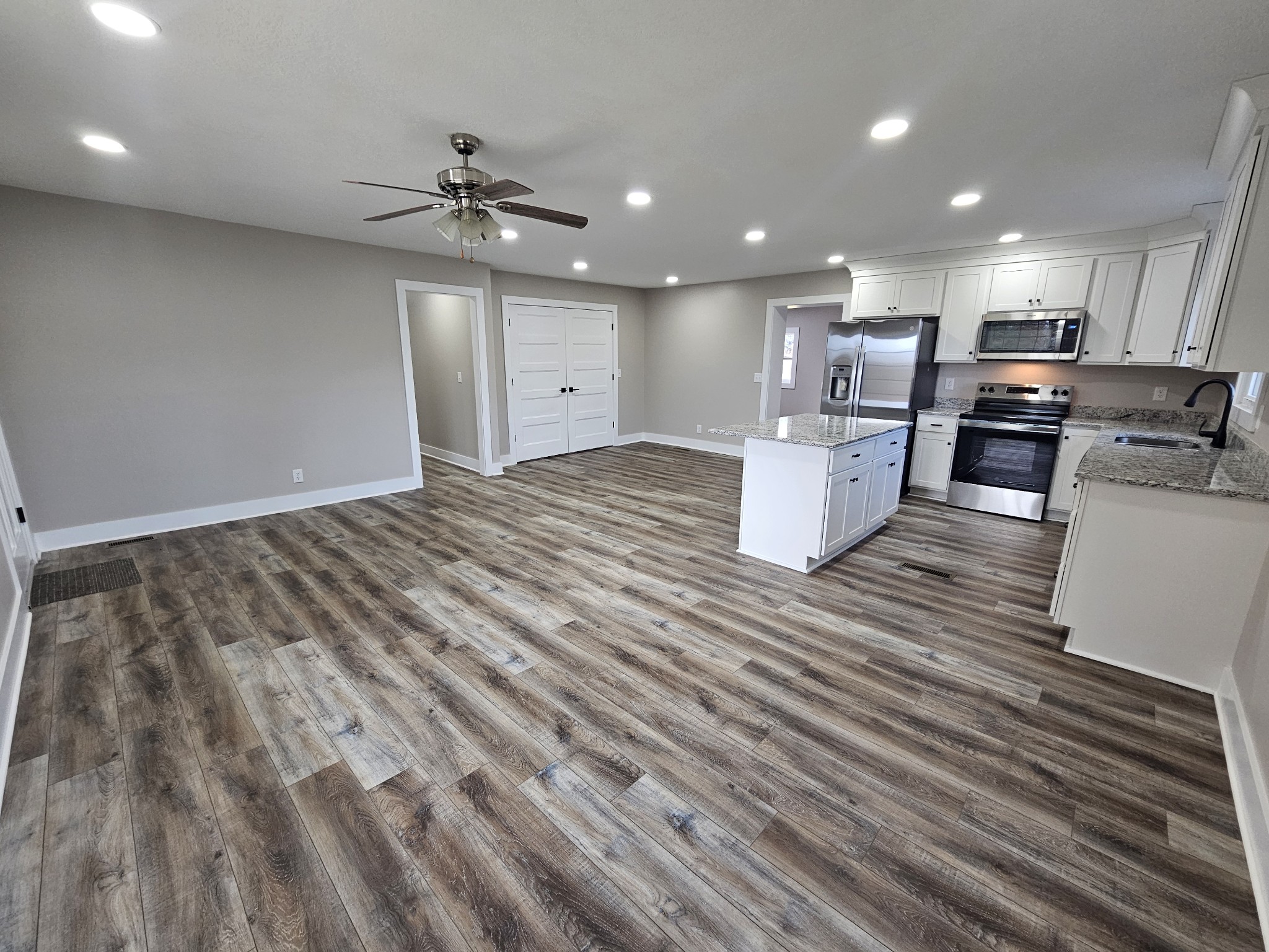 742 Laws Road McMinnville, TN 37110 - Photo 11 of 25 a view of kitchen and utility room