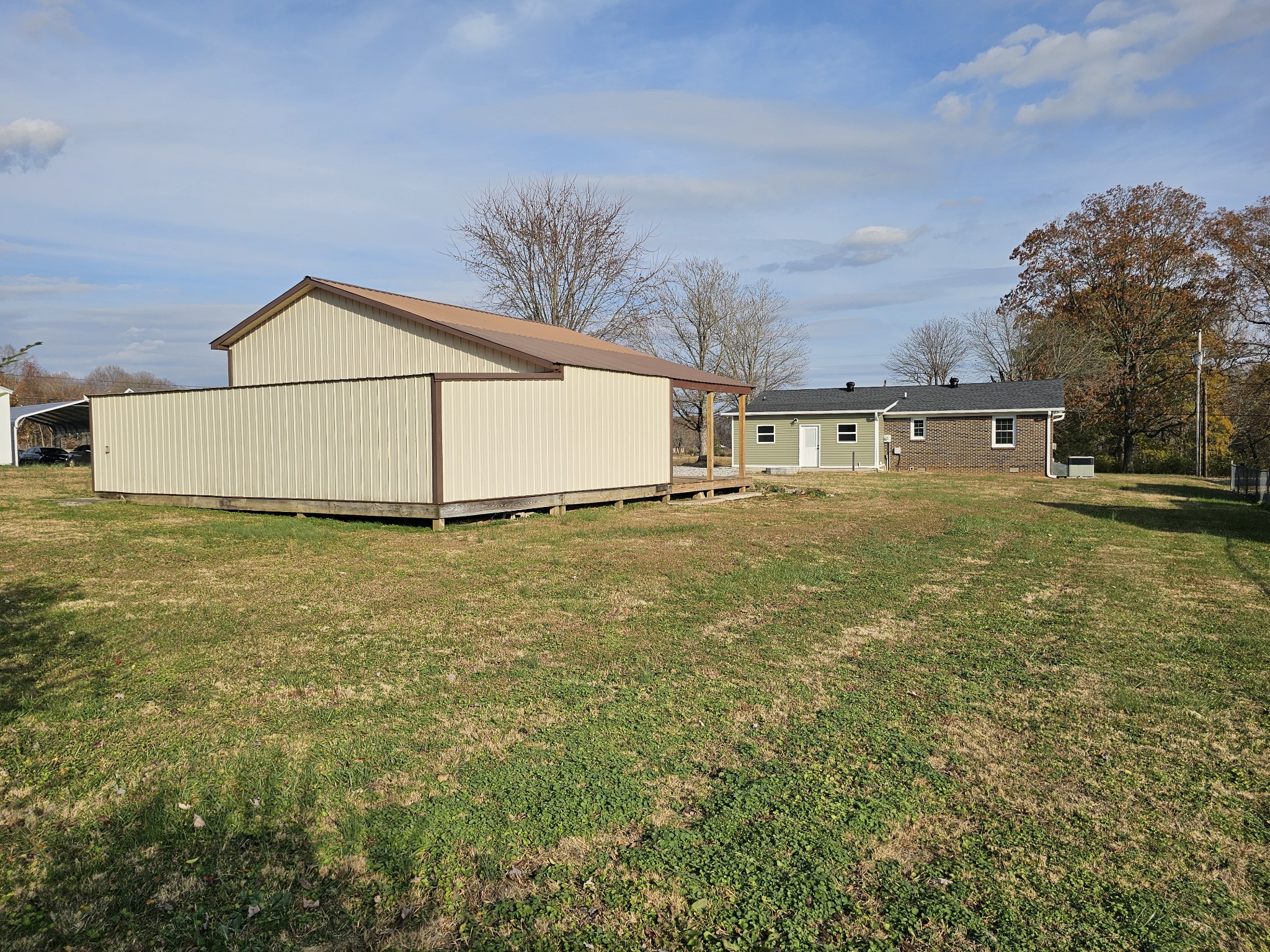 742 Laws Road McMinnville, TN 37110 - Photo 10 of 25 a view of an ocean view
