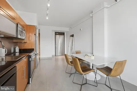 $449,900 | 1133 14th Street Northwest, Unit 1210, Washington, DC 20005