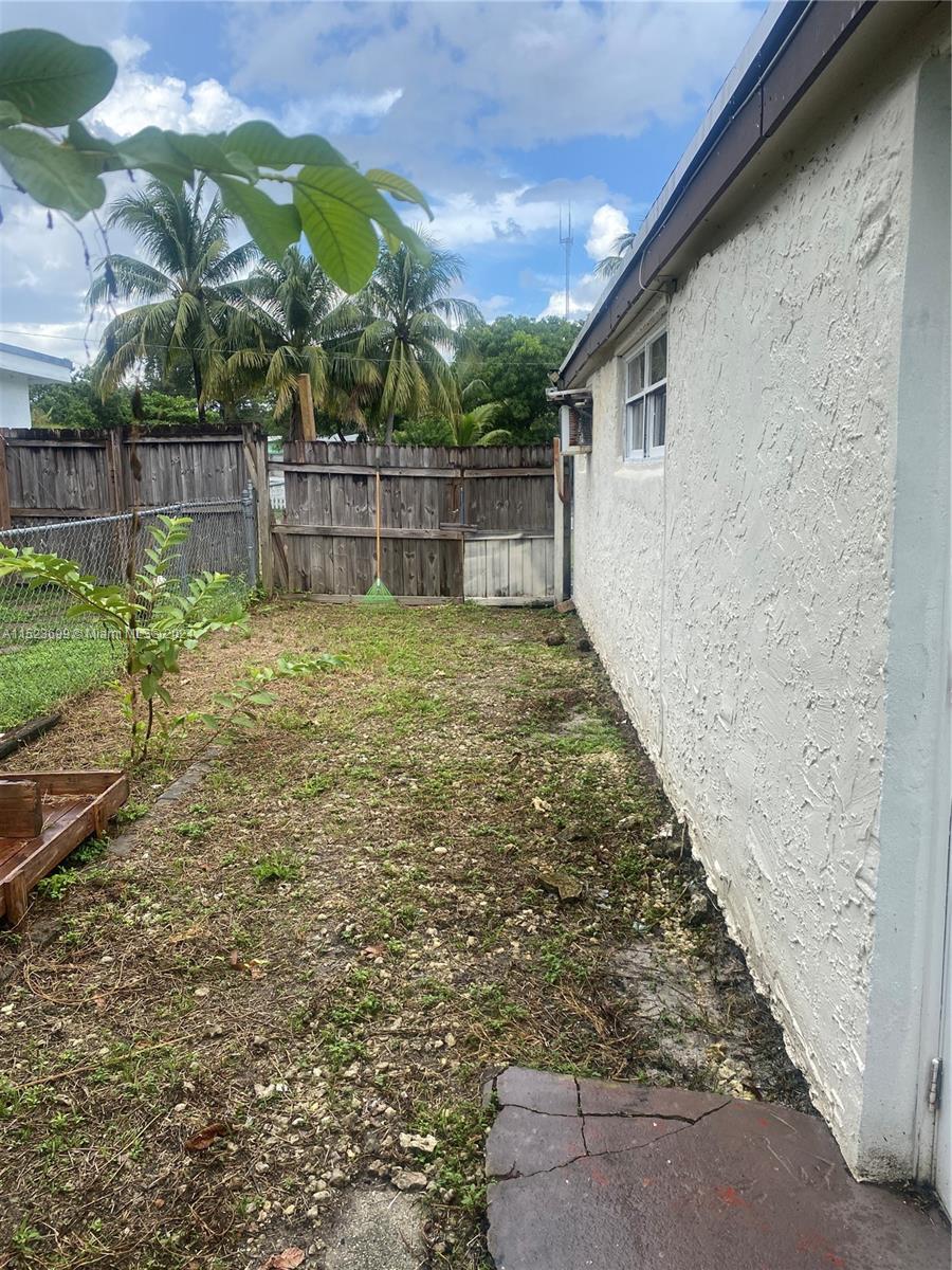 114 Virginia Road West Park, FL 33023 - Photo 15 of 15 Gallery Image 15