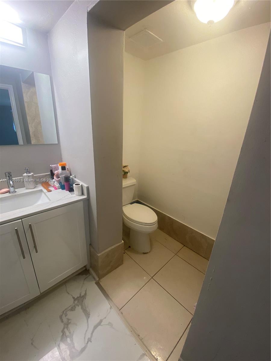114 Virginia Road West Park, FL 33023 - Photo 6 of 15 Gallery Image 6