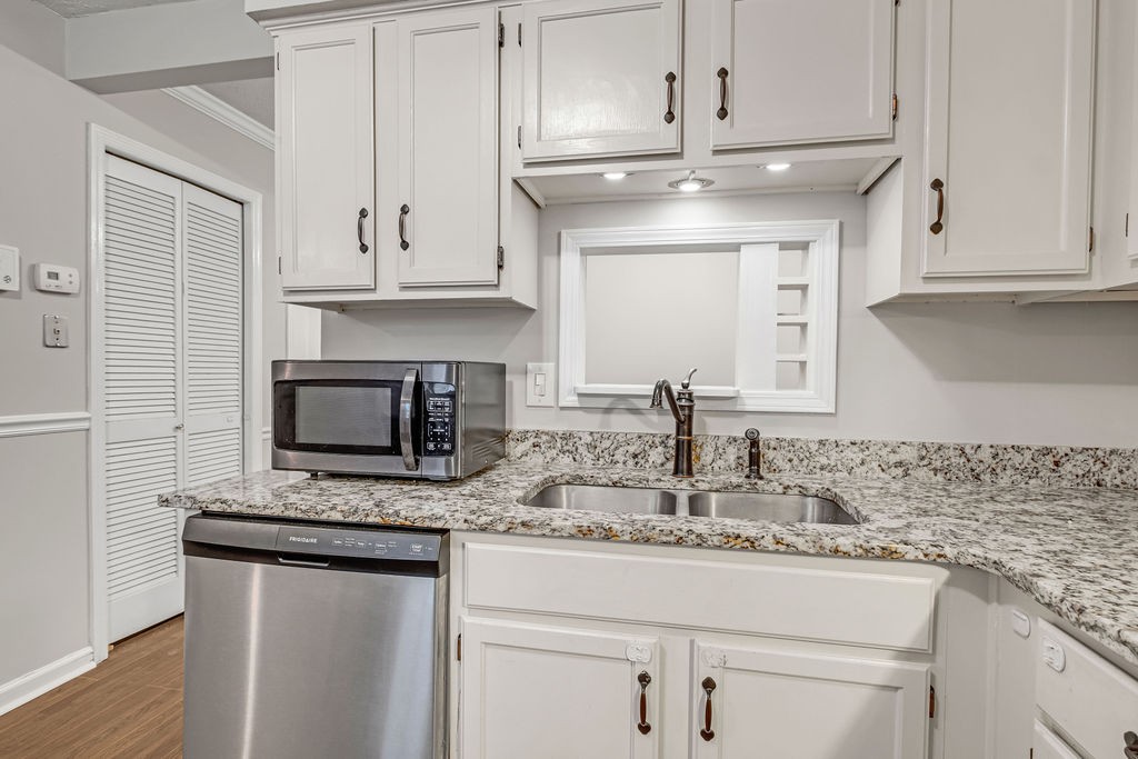 430 Walton Ferry Road, Unit 1700 Hendersonville, TN 37075 - Photo 13 of 32