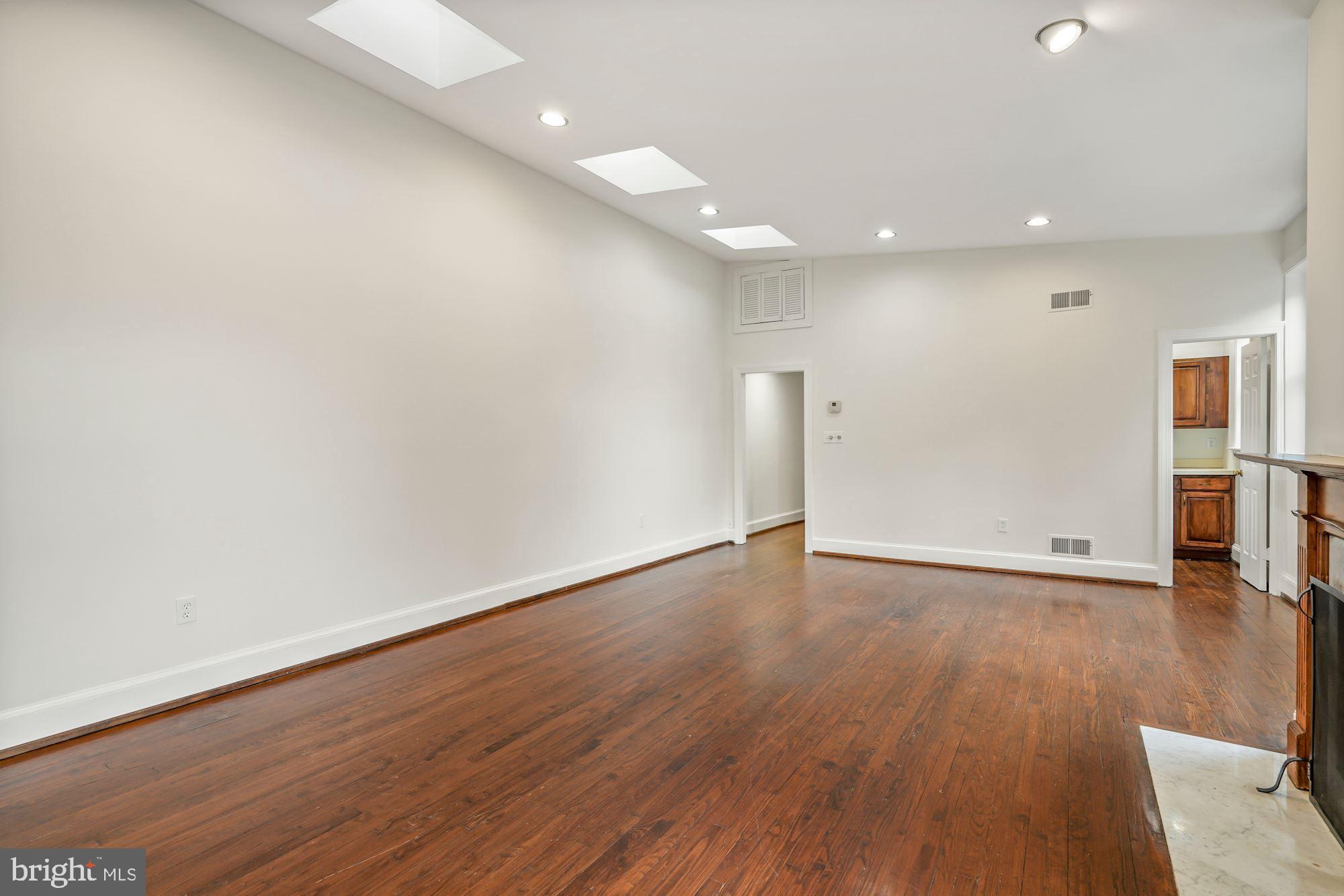 3333 N Street Northwest, Unit 7 Washington, DC 20007 - Photo 6 of 31 Hardwood floors