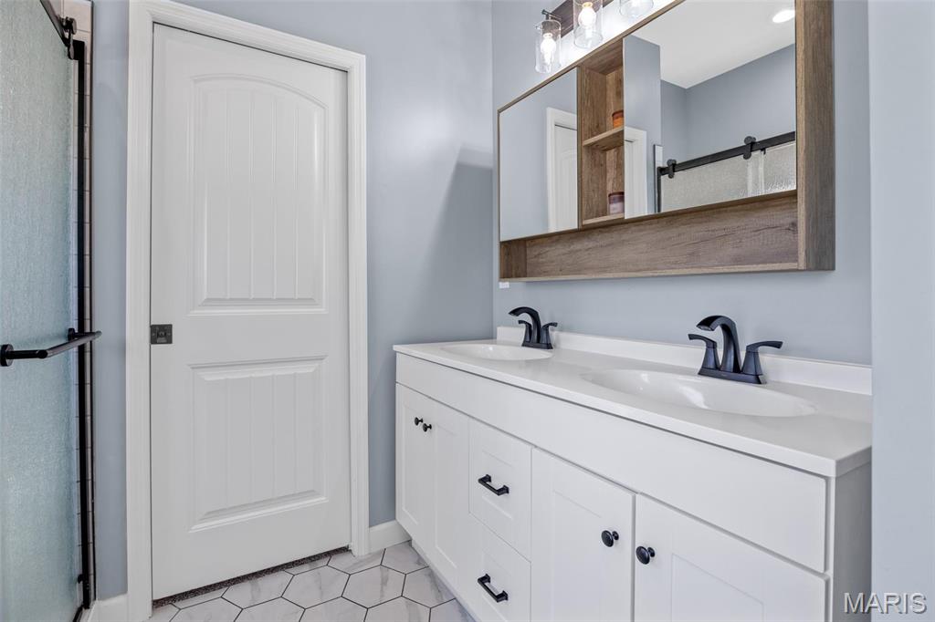 14633 Dotzler Way Troy, MO 63379 - Photo 19 of 68