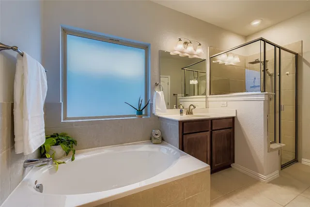 $399,999 | 1075 Cherrystone Loop, Buda, TX 78610