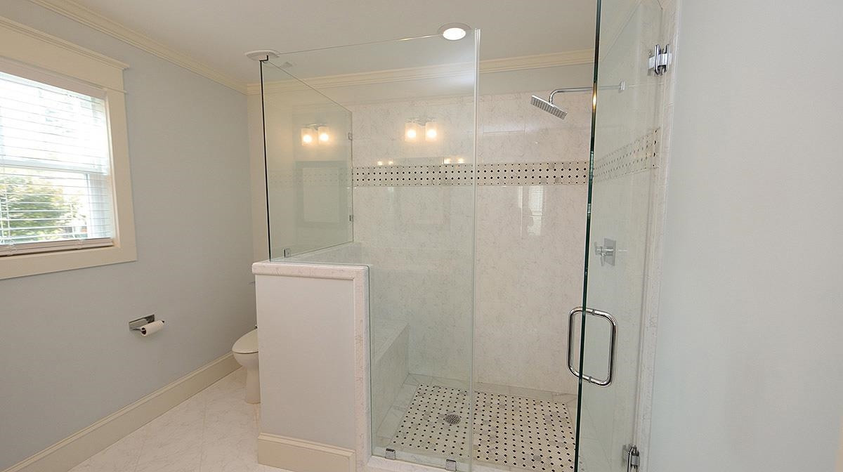 108 Georgetown Road Raleigh, NC 27608 - Photo 7 of 14 Master shower