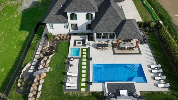 $2,300,000 | 2002 Mallard Lane, Baden, PA 15005