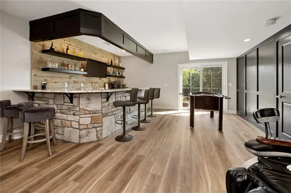 $2,300,000 | 2002 Mallard Lane, Baden, PA 15005