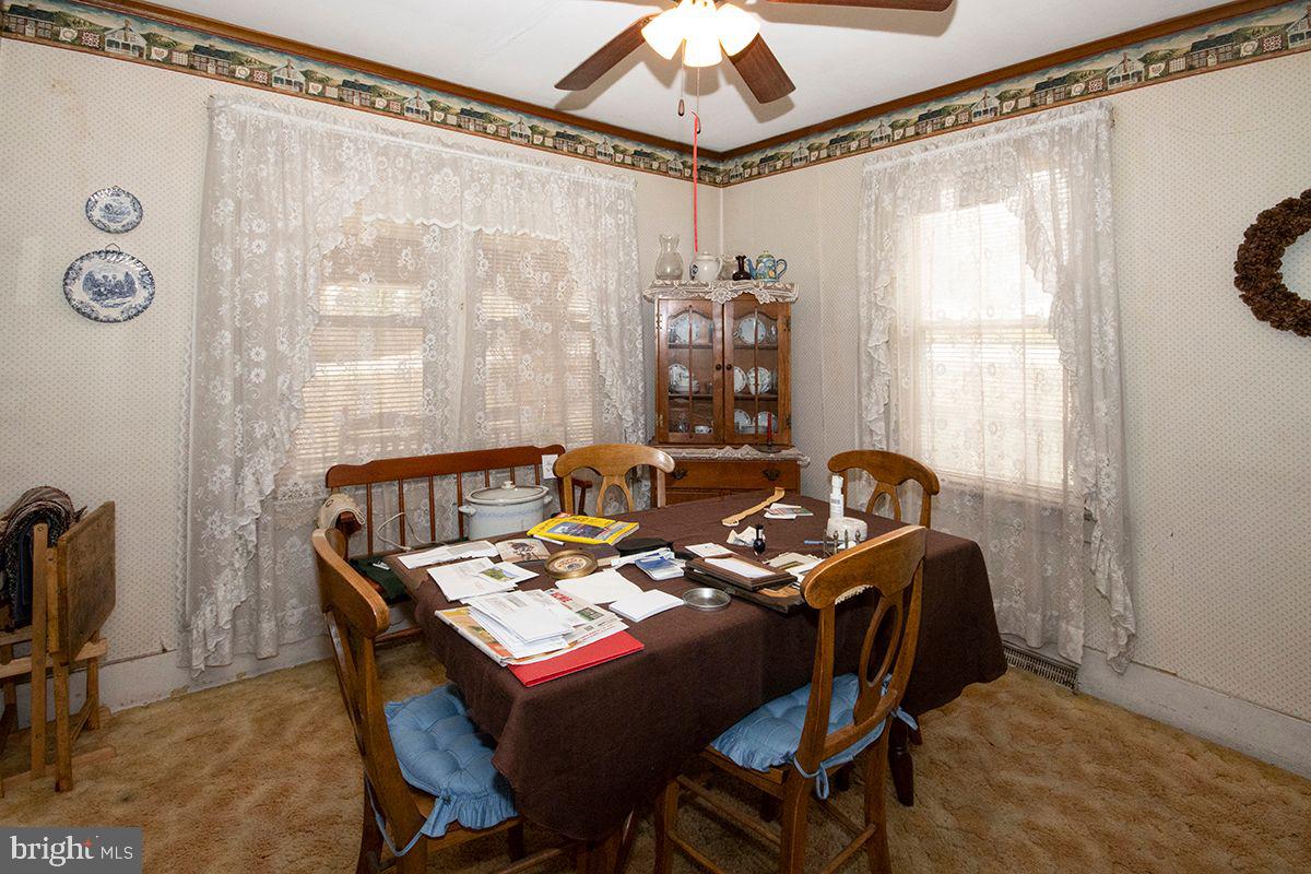 122 Erial Road Clementon, NJ 08021 - Photo 11 of 30 Dining Room