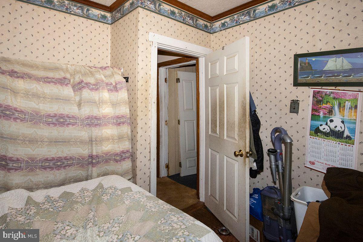 122 Erial Road Clementon, NJ 08021 - Photo 22 of 30 Downstairs Bedroom #2