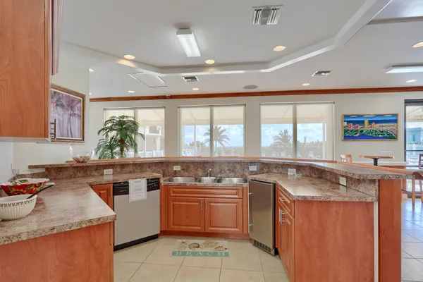 $3,000 | 2800 North Ocean Drive, Unit A4A, Singer Island, FL 33404